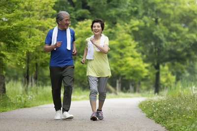 AdobeStock_walkingOldCouple.jpg